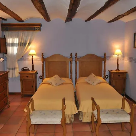 La Casa Del Abuelo Hotel