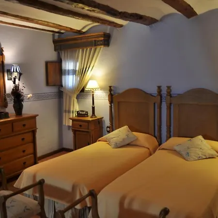 Hotel La Casa Del Abuelo